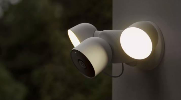 Nest camera with lighting