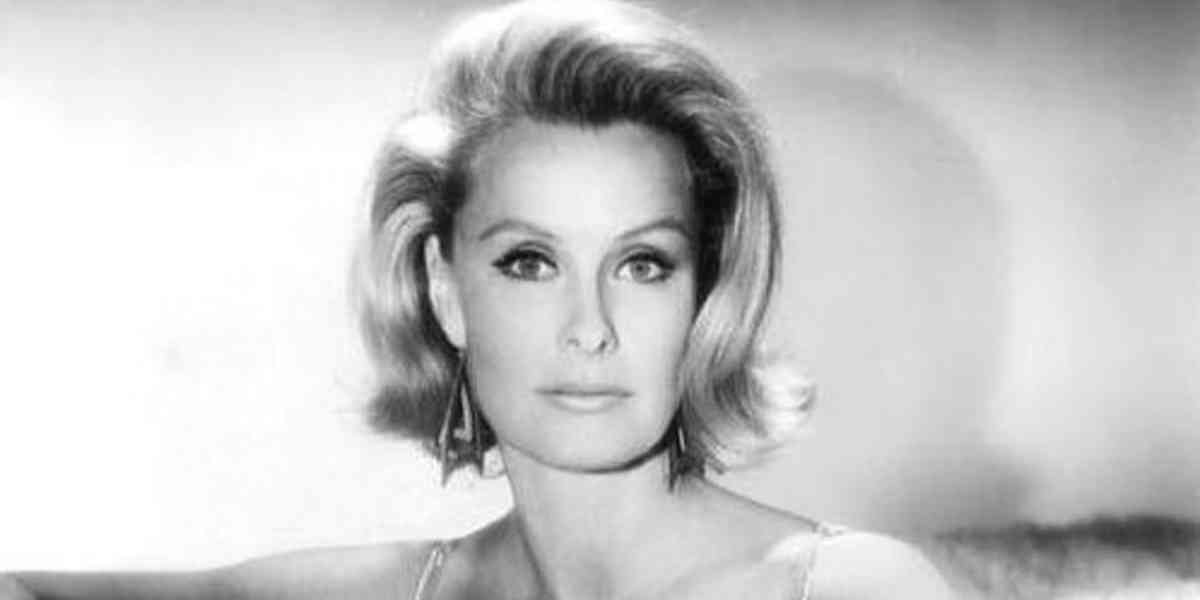 Dina Merrill Net Worth in 2023